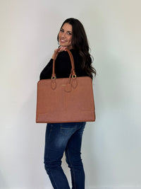 LOVEVOOK_METRO 17 INCH LAPTOP BAG TAN _ METRO 17 INCH LAPTOP BAG TAN _ Ebony Boutique NZ