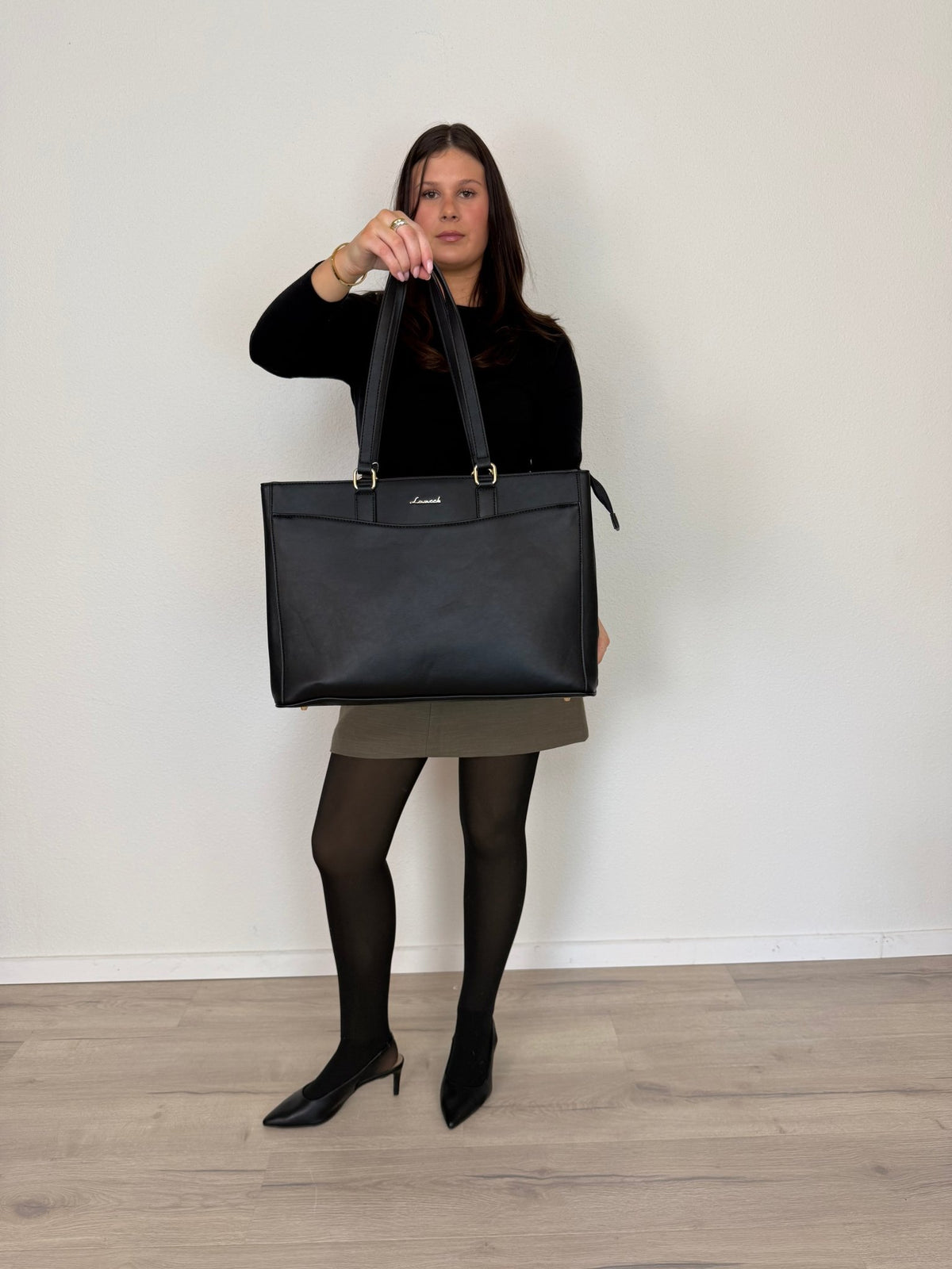 LOVEVOOK_PASADENA LAPTOP BAG BLACK _ PASADENA LAPTOP BAG BLACK _ Ebony Boutique NZ
