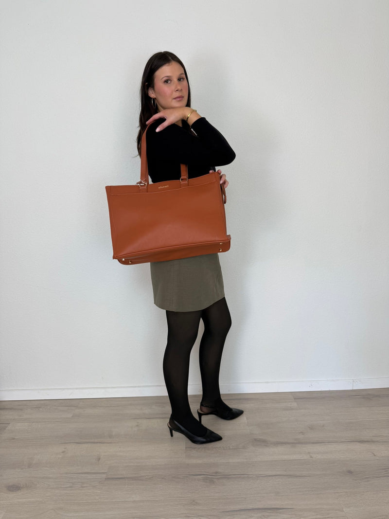 LOVEVOOK_PASADENA LAPTOP BAG TAN _ PASADENA LAPTOP BAG TAN _ Ebony Boutique NZ
