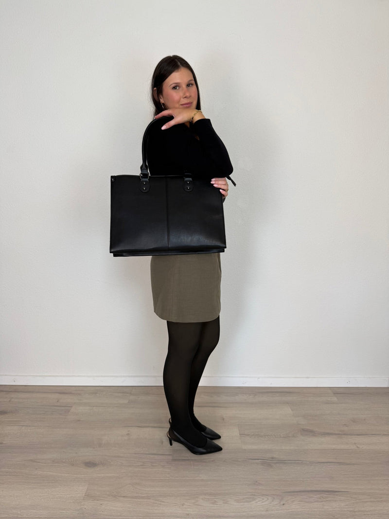LOVEVOOK_RILEY LAPTOP BAG BLACK _ RILEY LAPTOP BAG BLACK _ Ebony Boutique NZ