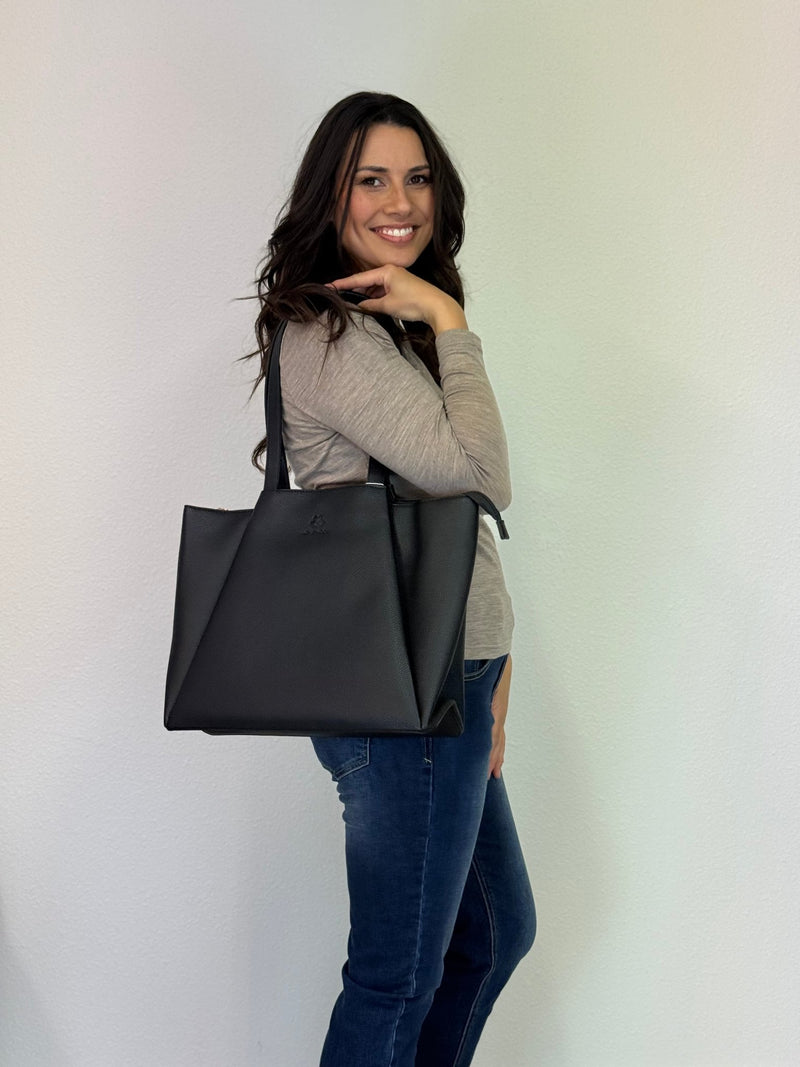LOVEVOOK_SOPHIA LAPTOP BAG BLACK _ SOPHIA LAPTOP BAG BLACK _ Ebony Boutique NZ