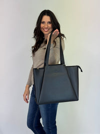 LOVEVOOK_SOPHIA LAPTOP BAG BLACK _ SOPHIA LAPTOP BAG BLACK _ Ebony Boutique NZ
