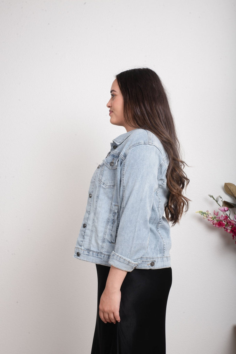 THREADZ_COLLARED DENIM JACKET DENIM _ COLLARED DENIM JACKET DENIM _ Ebony Boutique NZ