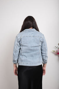 THREADZ_COLLARED DENIM JACKET DENIM _ COLLARED DENIM JACKET DENIM _ Ebony Boutique NZ