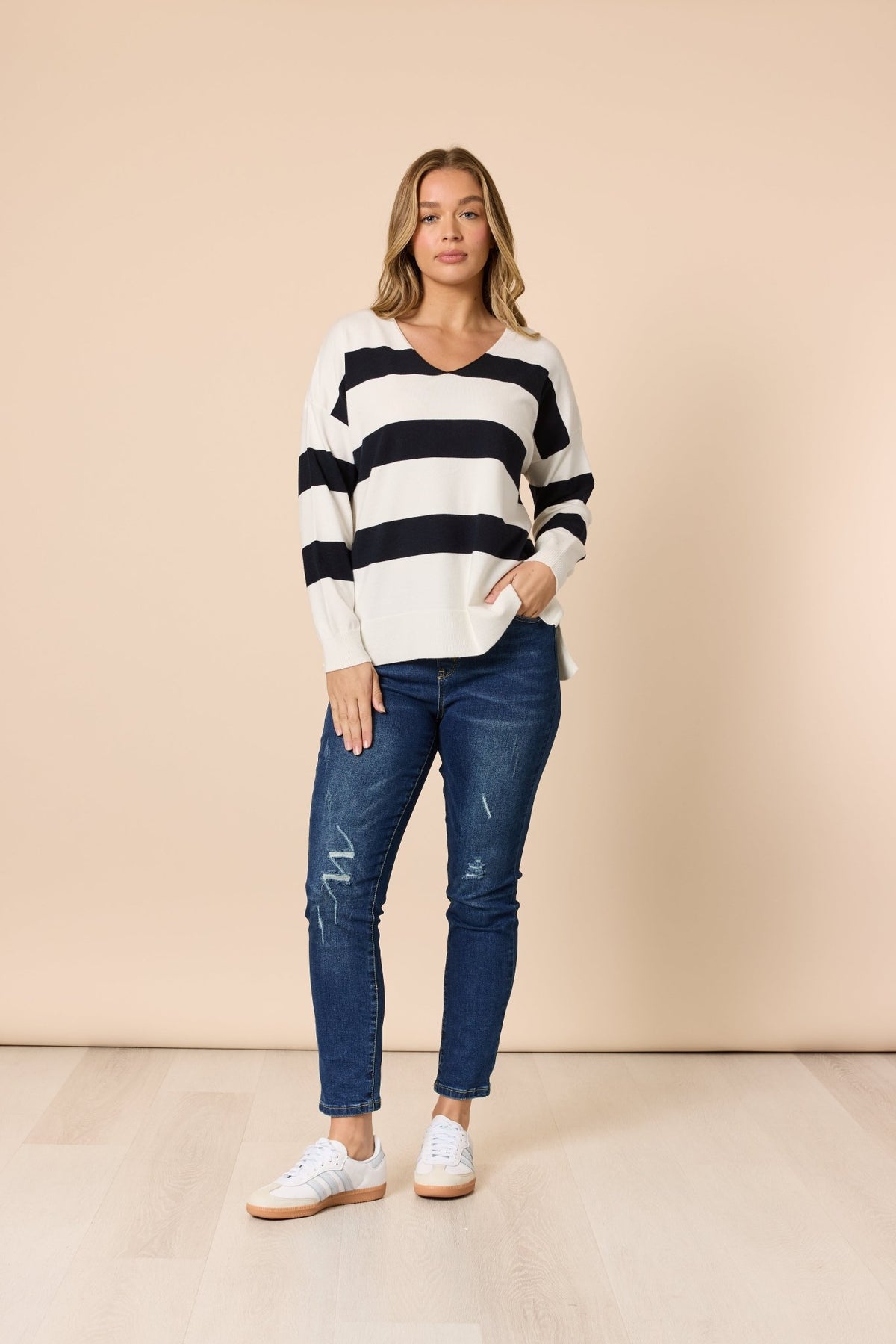 THREADZ_CREW STRIPE KNIT _ CREW STRIPE KNIT _ Ebony Boutique NZ