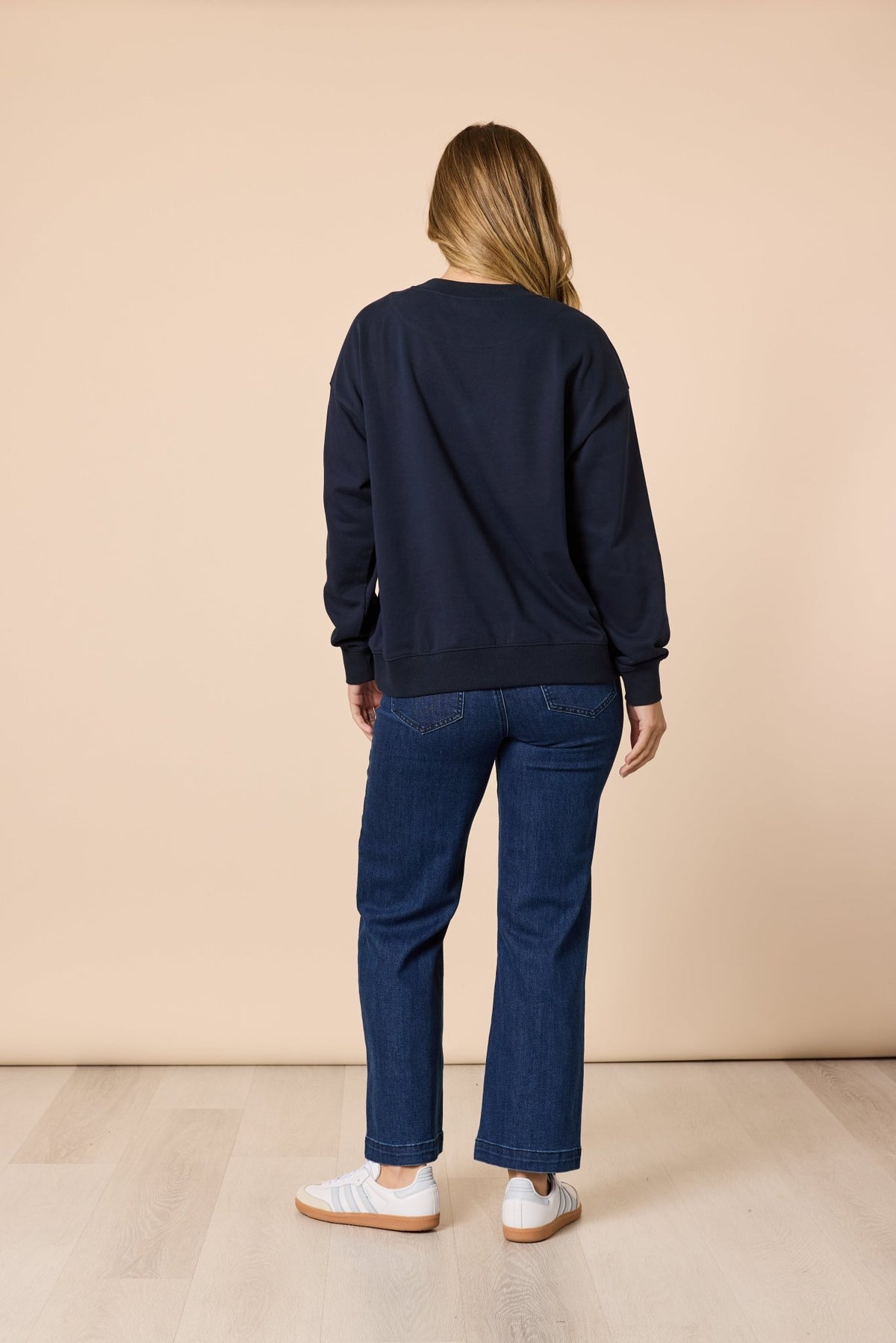 THREADZ_THE NYC SWEATSHIRT NAVY _ THE NYC SWEATSHIRT NAVY _ Ebony Boutique NZ