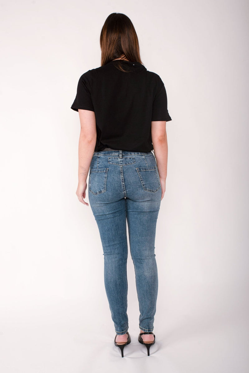 THREADZ_THREADZ V NECK TEE _ THREADZ V NECK TEE _ Ebony Boutique NZ