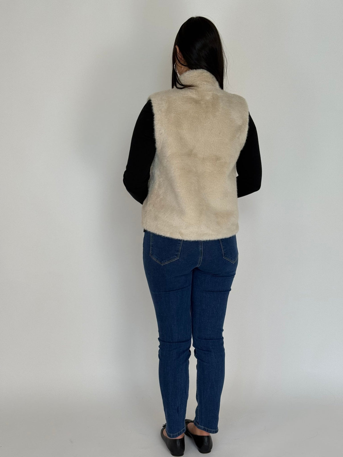 VINES AND SPRINGS_FAUX MINK FUR VEST FAWN _ FAUX MINK FUR VEST FAWN _ Ebony Boutique NZ