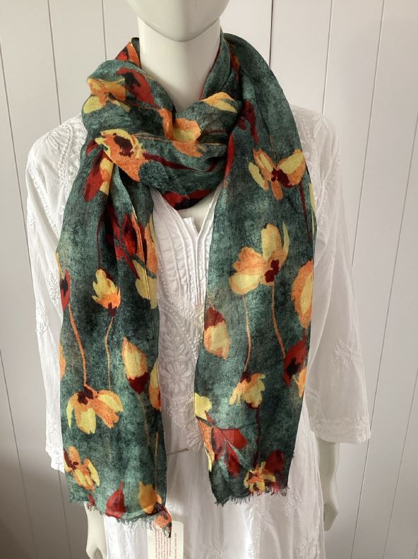 VINES AND SPRINGS_MERINO WOOL SCARF _ MERINO WOOL SCARF _ Ebony Boutique NZ
