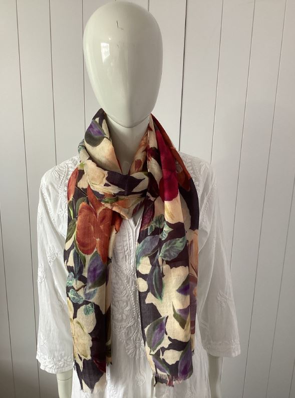 VINES AND SPRINGS_MERINO WOOL SCARF _ MERINO WOOL SCARF _ Ebony Boutique NZ