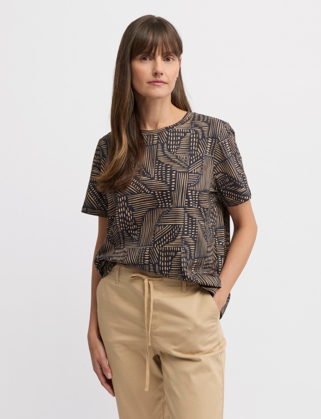 YARRA TRAIL_CENTRAL TEE _ CENTRAL TEE _ Ebony Boutique NZ