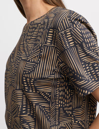 YARRA TRAIL_CENTRAL TEE _ CENTRAL TEE _ Ebony Boutique NZ