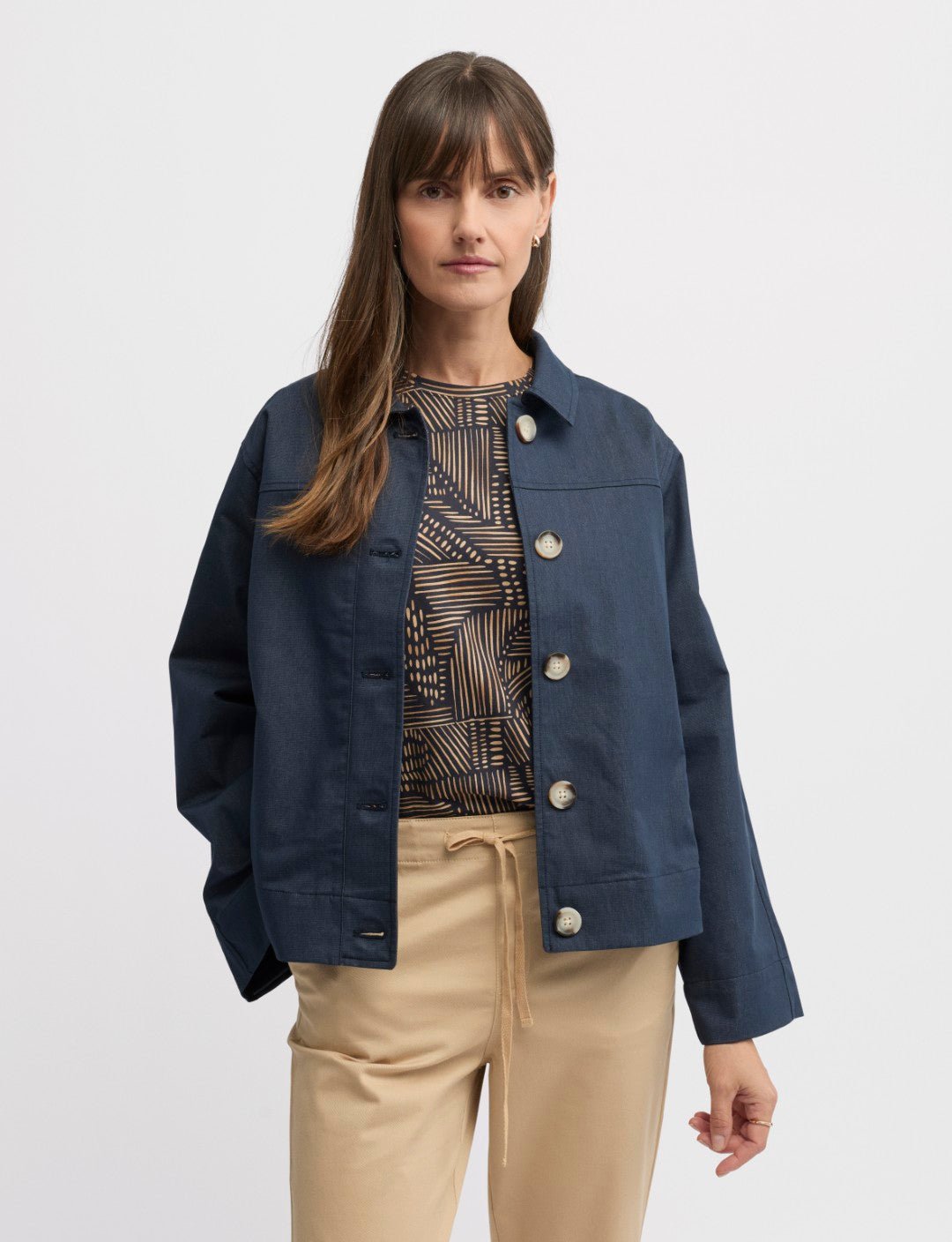 YARRA TRAIL_CENTRAL TEE _ CENTRAL TEE _ Ebony Boutique NZ