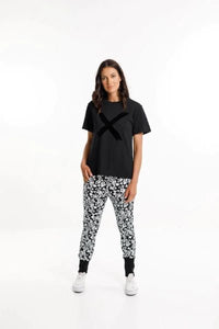 HOME LEE_APARTMENT PANTS WINTER WEIGHT BLACK WITH BOUQUET PRINT _ _ Ebony Boutique NZ