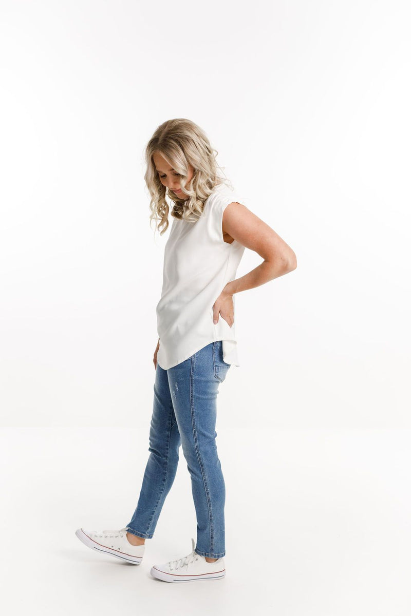 HOME-LEE_DAILY JEANS BLUE WASH _ _ Ebony Boutique NZ
