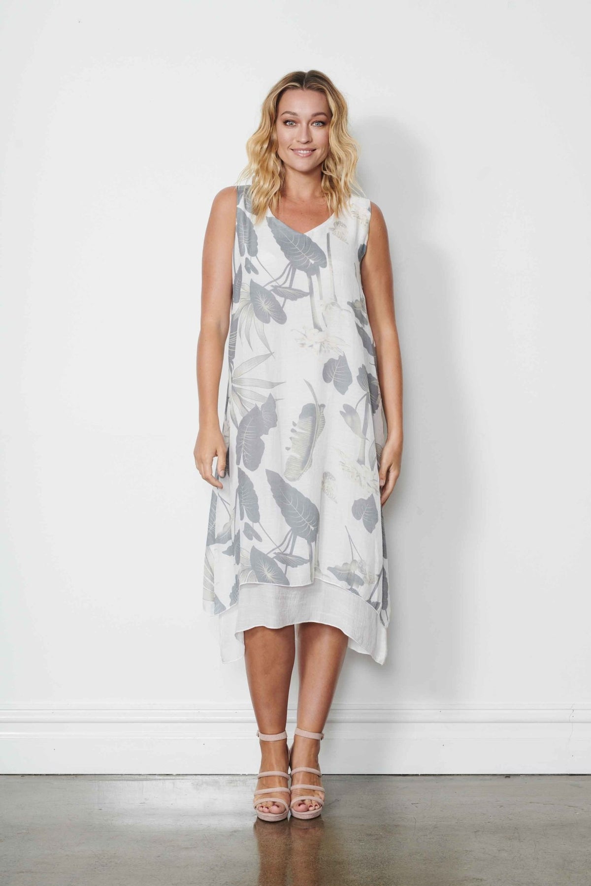 HOLMES AND FALLON_DRESS - 2 LAYER PRINTED _ _ Ebony Boutique NZ