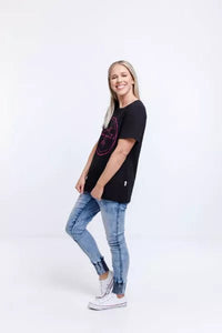 HOME LEE_TAYLOR TEE COMFORT NEVER GOES OUT OF STYLE _ _ Ebony Boutique NZ