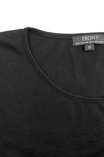 EBONY_WOMENS 100% MERINO (210) LONGLINE SCOOP LONG SLEEVE TOP BLACK _ _ Ebony Boutique NZ